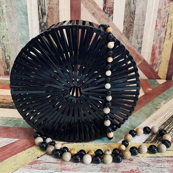 Cult Gaia Acrylic Beaded Luna Circular Crossbody Shoulder Bag Black EUC - Picture 3 of 9